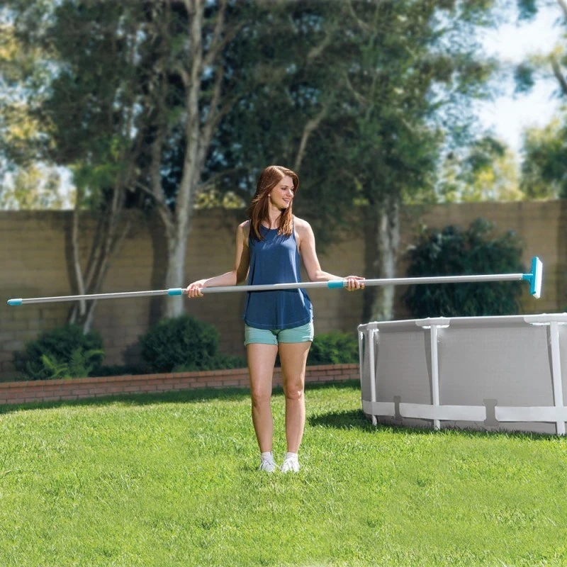 Kit D'entretien Piscine Luxe Vac+ Intex 5 Kit D'entretien Piscine Luxe Vac+ Intex – Image 5